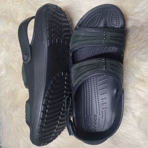 Crocs [ NWOT ]